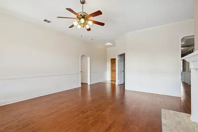 342 Stately Oak Lane, Lake Dallas, TX 75065 - Photo 4