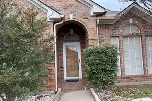 8617 Shadow Trace Dr, Fort Worth, TX 76244 - Photo 4