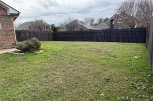 8617 Shadow Trace Dr, Fort Worth, TX 76244 - Photo 16