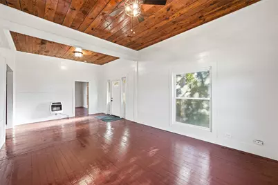 602 Cedar Street, Lott, TX 76656 - Photo 4