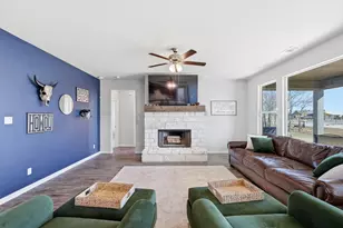 6901 Scarlett Wy, Godley, TX 76044 - Photo 10