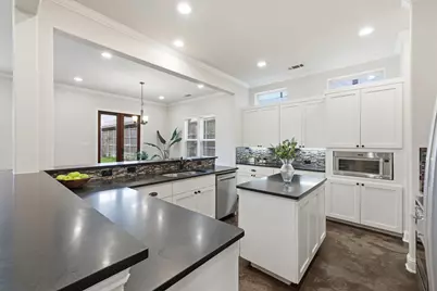 6163 Vanderbilt Avenue, Dallas, TX 75214 - Photo 8