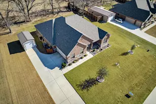 103 Willow Oak Dr, Krugerville, TX 76227 - Photo 4