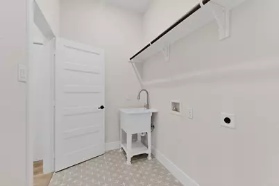 1011 Division Street, Greenville, TX 75401 - Photo 24