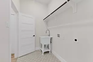 1011 Division St, Greenville, TX 75401 - Photo 24