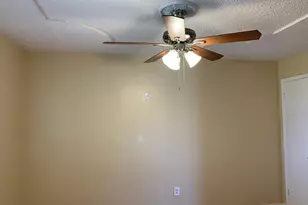 2814 Bobtown Rd, Garland, TX 75043 - Photo 18