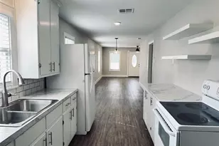 1908 S 19th St, Waco, TX 76706 - Photo 10