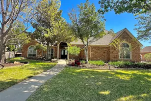 8308 Thistle Ct, North Richland Hills, TX 76182 - Photo 1