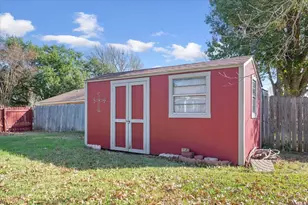 327 E Chapman Rd, Hewitt, TX 76643 - Photo 30