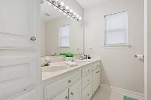 327 E Chapman Rd, Hewitt, TX 76643 - Photo 26