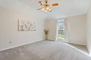 327 E Chapman Rd, Hewitt, TX 76643 - Photo 20