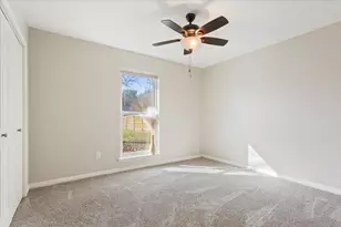 327 E Chapman Rd, Hewitt, TX 76643 - Photo 24