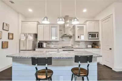 1402 French Violet Way, Arlington, TX 76005 - Photo 4