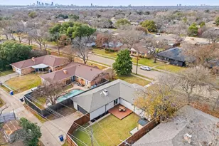 8426 Bocowood Dr, Dallas, TX 75228 - Photo 38