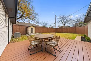 8426 Bocowood Dr, Dallas, TX 75228 - Photo 28