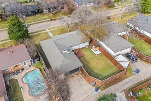 8426 Bocowood Dr, Dallas, TX 75228 - Photo 36