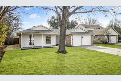 2433 McKensie Lane, Grand Prairie, TX 75052 - Photo 2