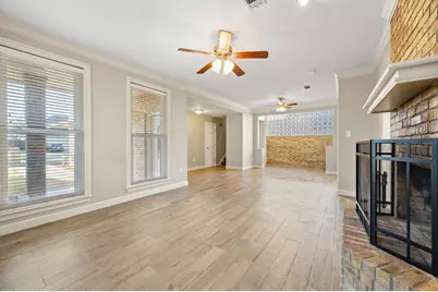 1110 Carrington Court, Irving, TX 75060 - Photo 4