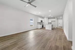 359 Declan St, Springtown, TX 76082 - Photo 6