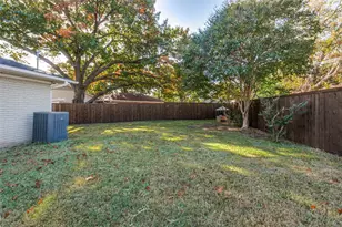 204 S Waterview Dr, Richardson, TX 75080 - Photo 24