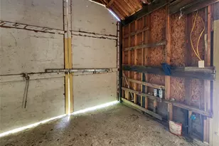 2600 Pecan Valley Dr, Granbury, TX 76048 - Photo 18