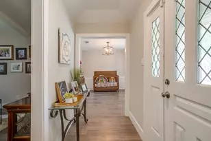 5704 Firewood Dr, Arlington, TX 76016 - Photo 4