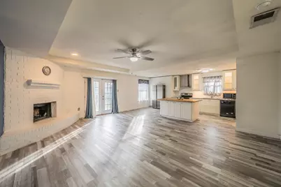 4004 Cypress Springs Drive, Arlington, TX 76001 - Photo 4