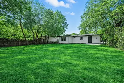 4413 Quails Lane, Fort Worth, TX 76119 - Photo 4