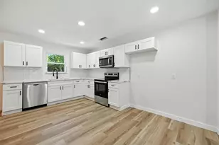 4413 Quails Ln, Fort Worth, TX 76119 - Photo 8