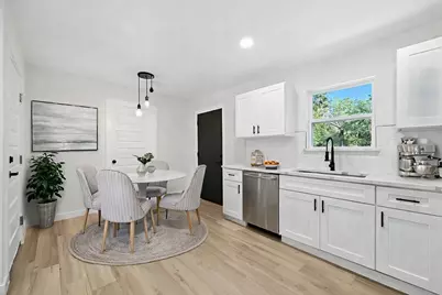 4413 Quails Lane, Fort Worth, TX 76119 - Photo 10