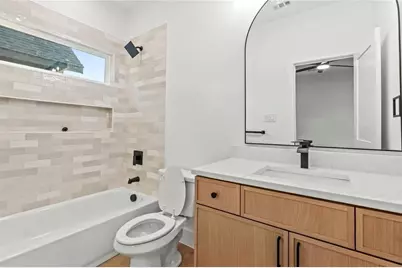 2521 Bethurum Avenue, Dallas, TX 75215 - Photo 10