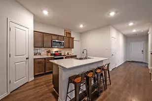 622 Clearlake Dr, Waxahachie, TX 75165 - Photo 4