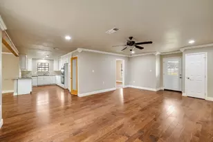 102 Bowie Cove, Gainesville, TX 76240 - Photo 14