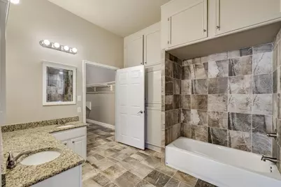 102 Bowie Cove, Gainesville, TX 76240 - Photo 34