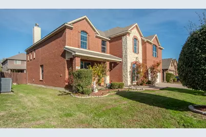 2228 Sparrow Hawk Court, Grand Prairie, TX 75052 - Photo 4