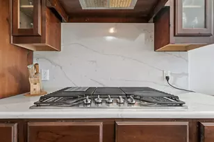 2112 Benjamin Creek Dr, Little Elm, TX 75068 - Photo 12