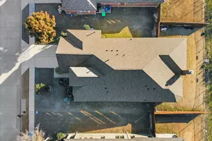 2112 Benjamin Creek Dr, Little Elm, TX 75068 - Photo 32