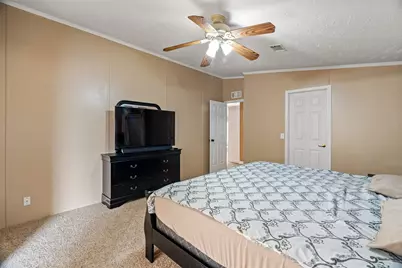 307 Brazos Harbor Drive, Granbury, TX 76048 - Photo 32