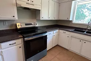 1206 Anetta St, Bowie, TX 76230 - Photo 2