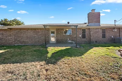 1206 Anetta Street, Bowie, TX 76230 - Photo 20