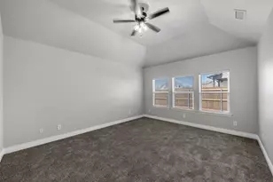 410 Ellis Place Dr, Greenville, TX 75402 - Photo 10