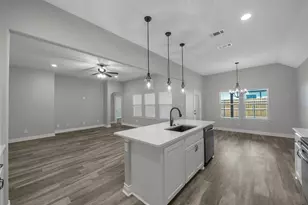 410 Ellis Place Dr, Greenville, TX 75402 - Photo 4