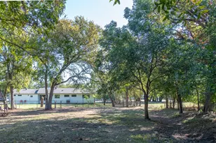 210 Davis Rd, Granbury, TX 76049 - Photo 6