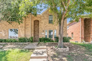 5419 Prairie Ln, Grand Prairie, TX 75052 - Photo 1