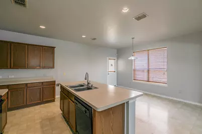 5419 Prairie Lane, Grand Prairie, TX 75052 - Photo 8