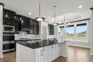 2461 Tyler Wade Trl, Waxahachie, TX 75167 - Photo 32