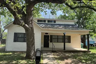 1272 W McNeil St, Stephenville, TX 76401 - Photo 1