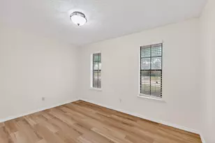 1910 Glen Hill Dr, Carrollton, TX 75007 - Photo 24