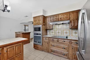 1910 Glen Hill Dr, Carrollton, TX 75007 - Photo 10