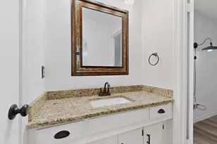 1910 Glen Hill Dr, Carrollton, TX 75007 - Photo 20